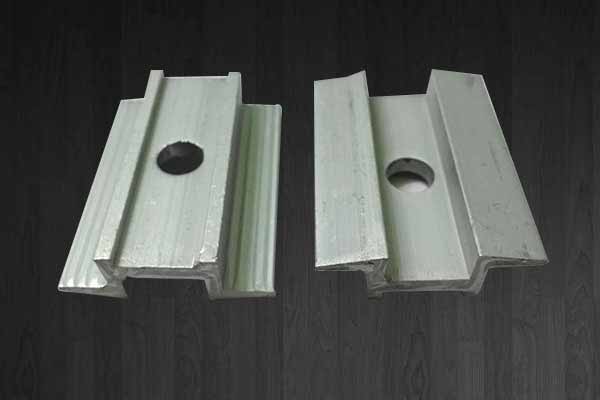 Aluminium Middle Clamp 10mm- Shreeji